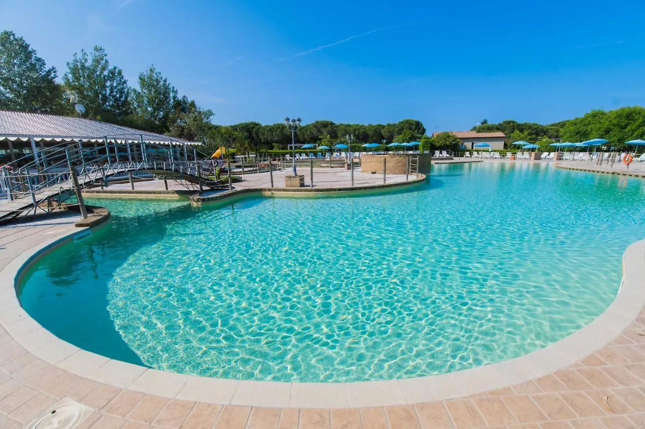 Camping Le Palme Marina Di Bibbona Campeggio